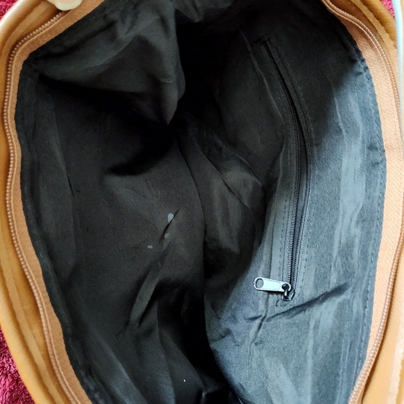 Women's black handbag with brown trim lots of pockets and space - Picture 4 of 4